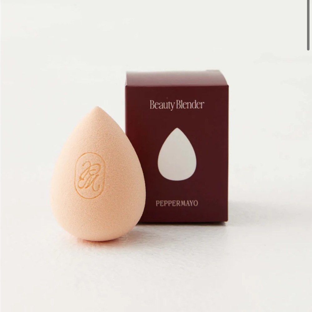 Peppermayo Soft Peach Beauty Blender